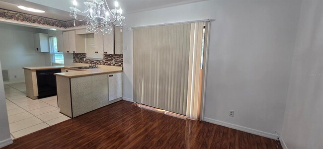 Building Photo - 3341 NW 44th Ct