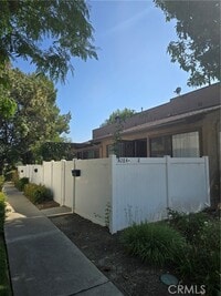 Building Photo - 2288 Loma Alta Dr