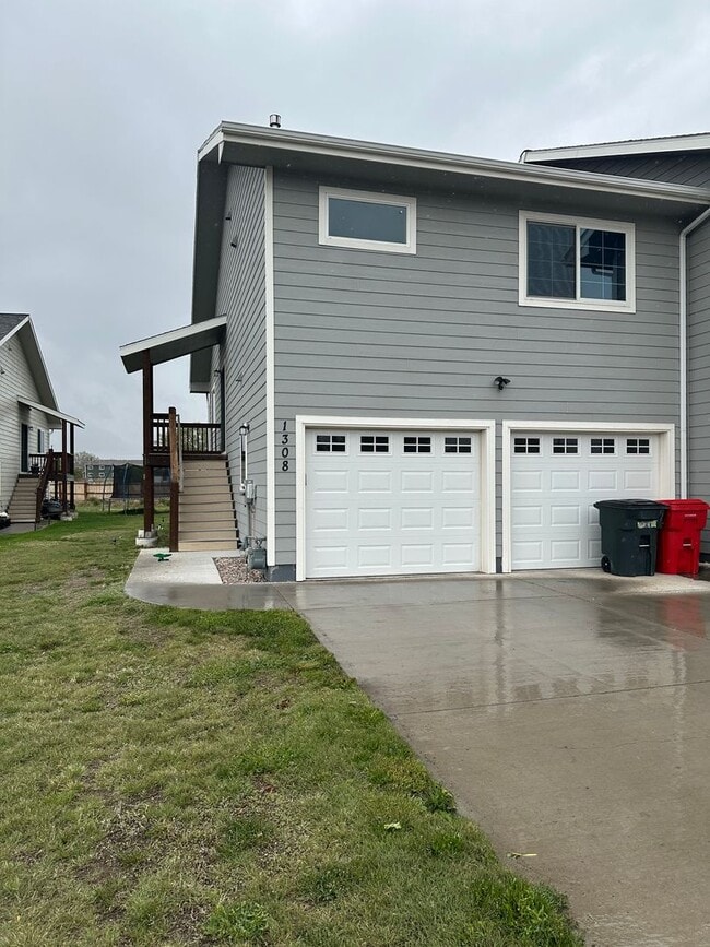 Building Photo - 1308 Bette Ln