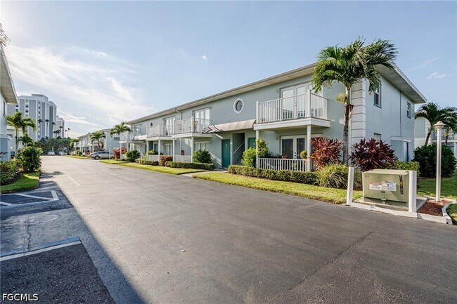 Building Photo - 3322 N Key Dr