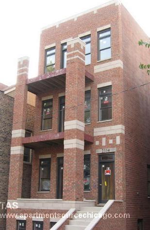 Building Photo - 2328 N Greenview Ave