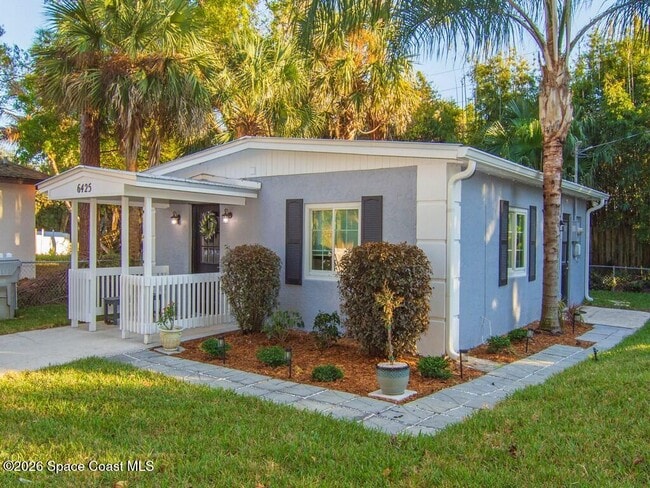 Building Photo - 6425 4th Pl