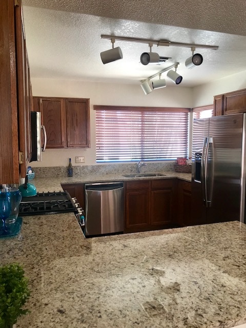 Building Photo - 9908 N Woodstone Trail