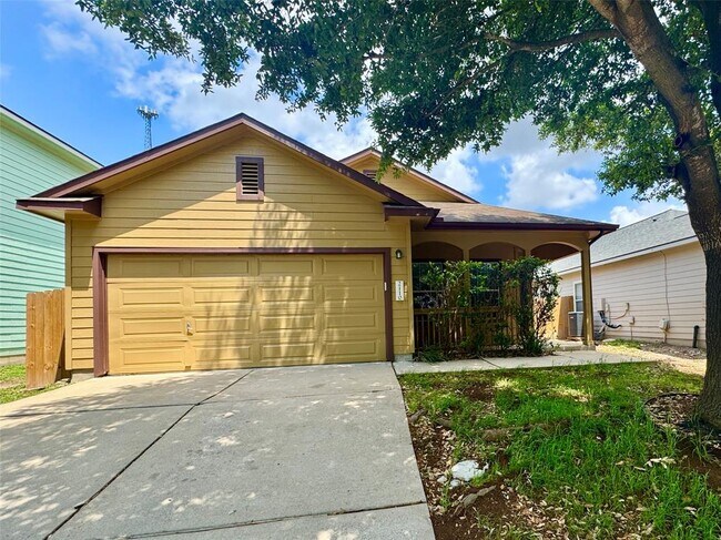 Primary Photo - 2110 Charlotte Estates Dr