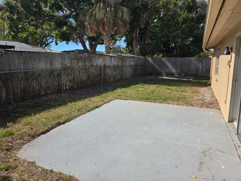 Building Photo - 6900 Amarillo St