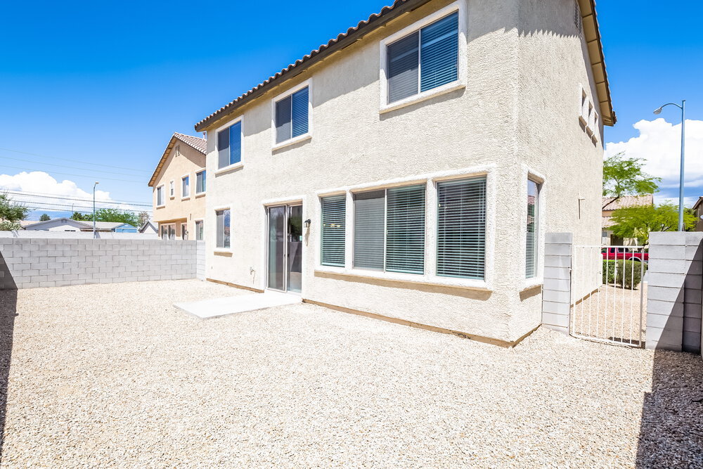 Building Photo - 1945 Barrel Oak Ave