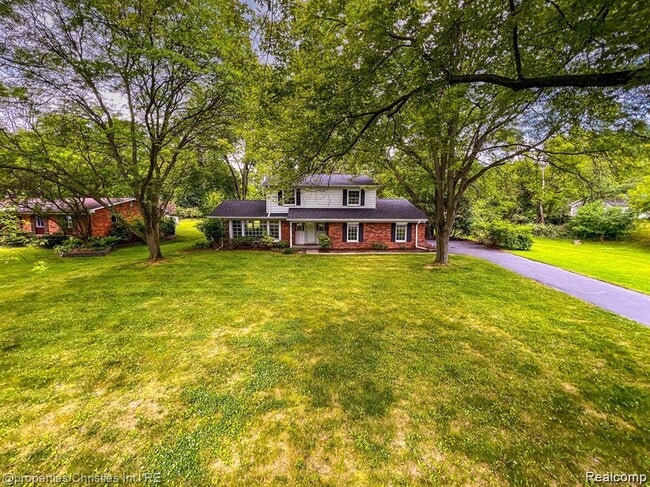 Building Photo - 126 Orchardale Dr