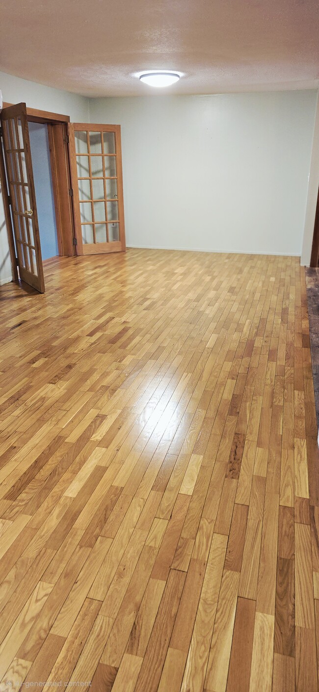 Building Photo - 9112 E Prospect Rd