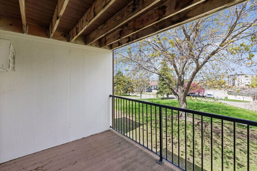 Building Photo - 12852 Nicollet Ave