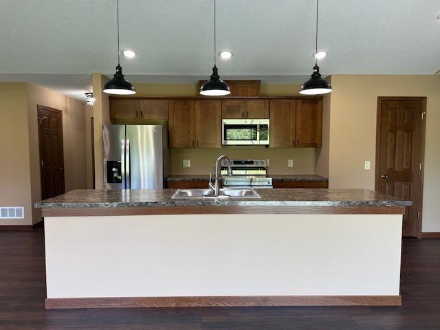 Building Photo - 1560 Gray Fox Dr NE