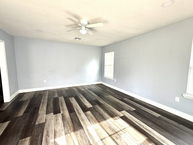 Building Photo - 1222 Hargrove St