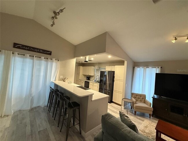 Building Photo - 13717 Lazy Oak Dr