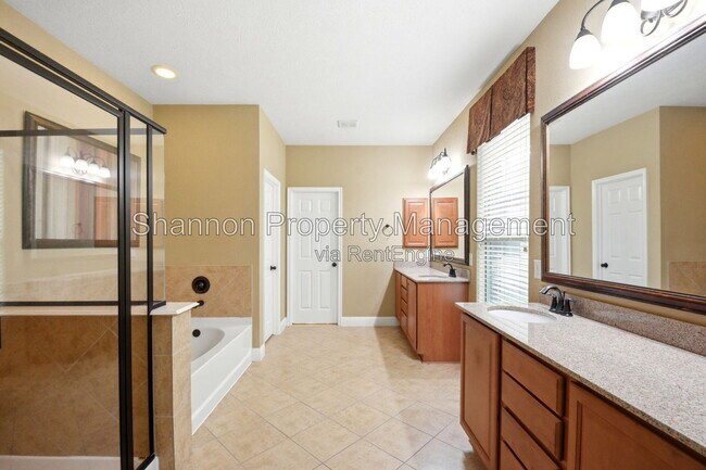 Building Photo - 11119 Hayden Falls Dr