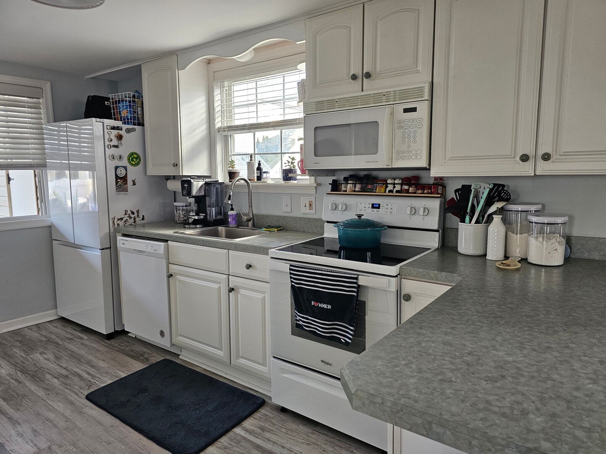 Building Photo - 52 Wesley Rd