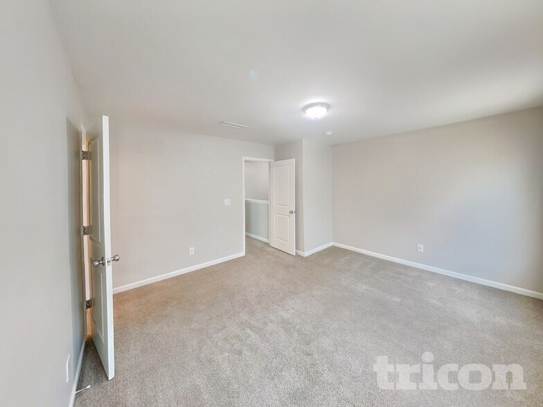 Building Photo - 1424 Henry David Ct