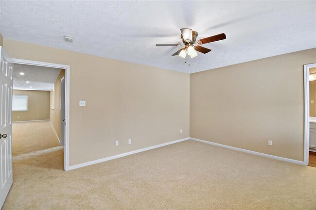 Building Photo - 8019 Spring Bluebonnet Dr