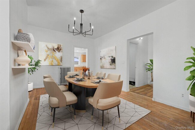 Building Photo - 457 1st St