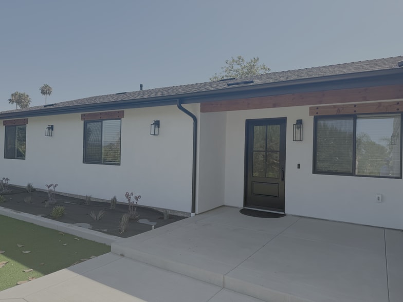 Building Photo - 1436 Sycamore Dr