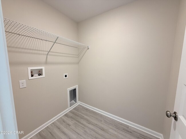 Building Photo - 6615 Kettles St