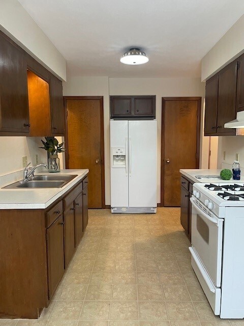 Building Photo - 2107 Judson Ct