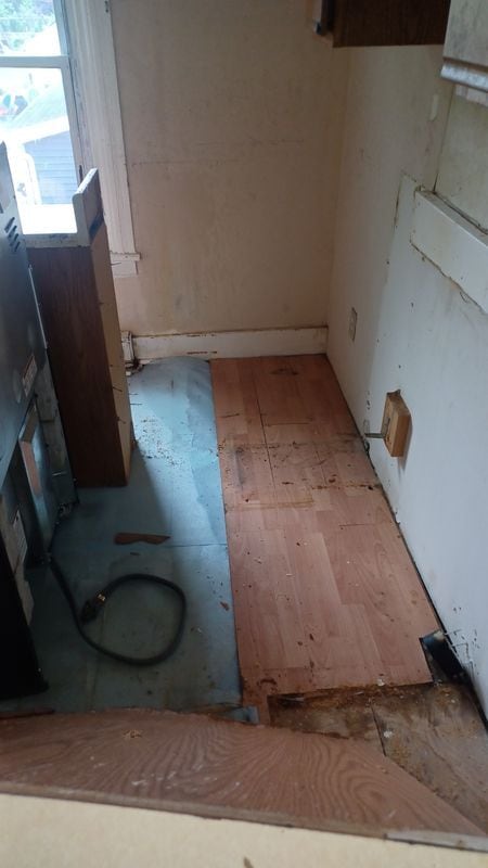Building Photo - 88-Unit E Pitman St