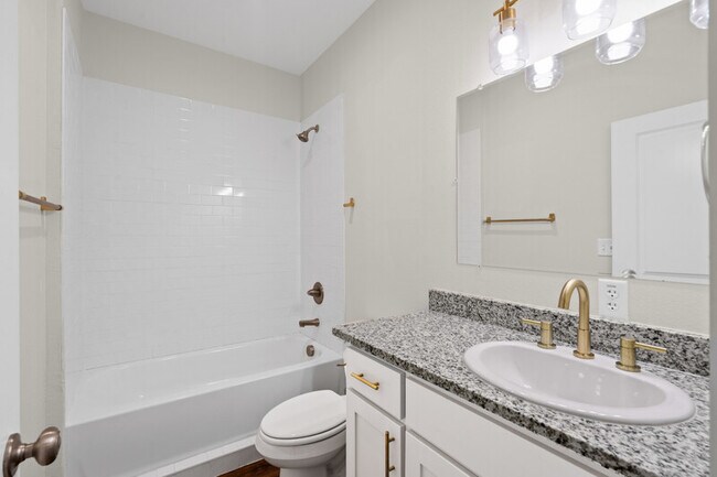 Building Photo - 3128 Lubbock Ave