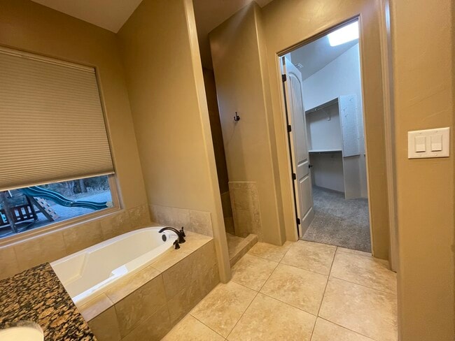 Building Photo - 42 Express Blvd