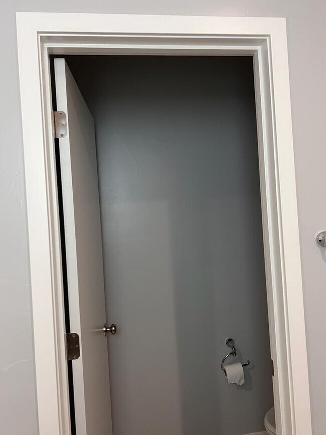 Building Photo - 1010 Mud Pie Ln