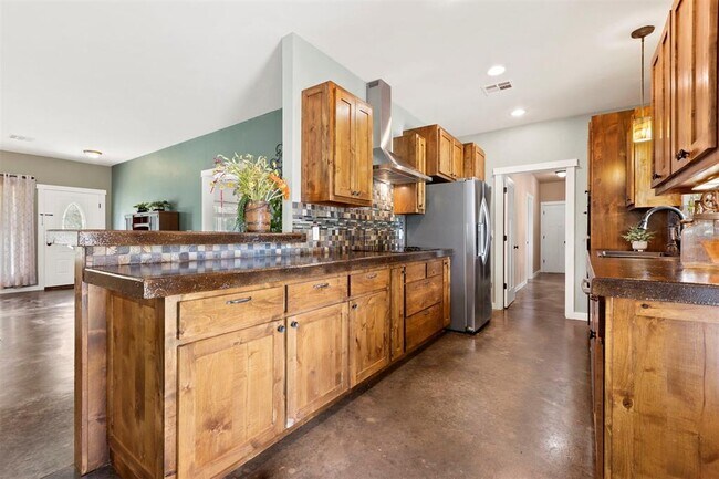 Building Photo - 421 Sweetbough St