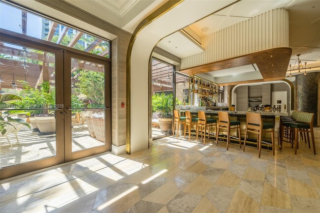 Building Photo - 3350 SW 27th Ave