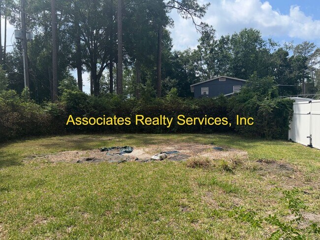 Building Photo - COMING SOON!!! Beautiful 4bed/3bath Corner Lot in Suburban Heights