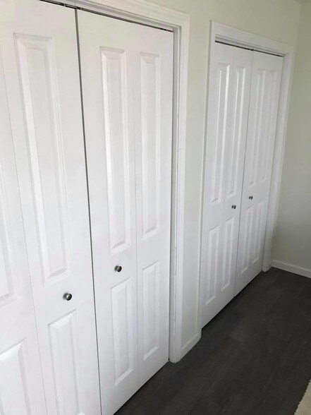 Closet - Closed - 620 Peachtree St NE