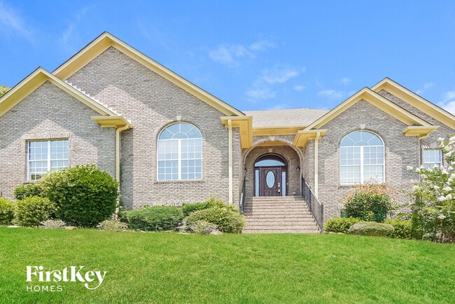 Building Photo - 2699 Piedmont Dr