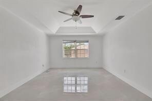 Building Photo - 2410 NW 137th Terrace