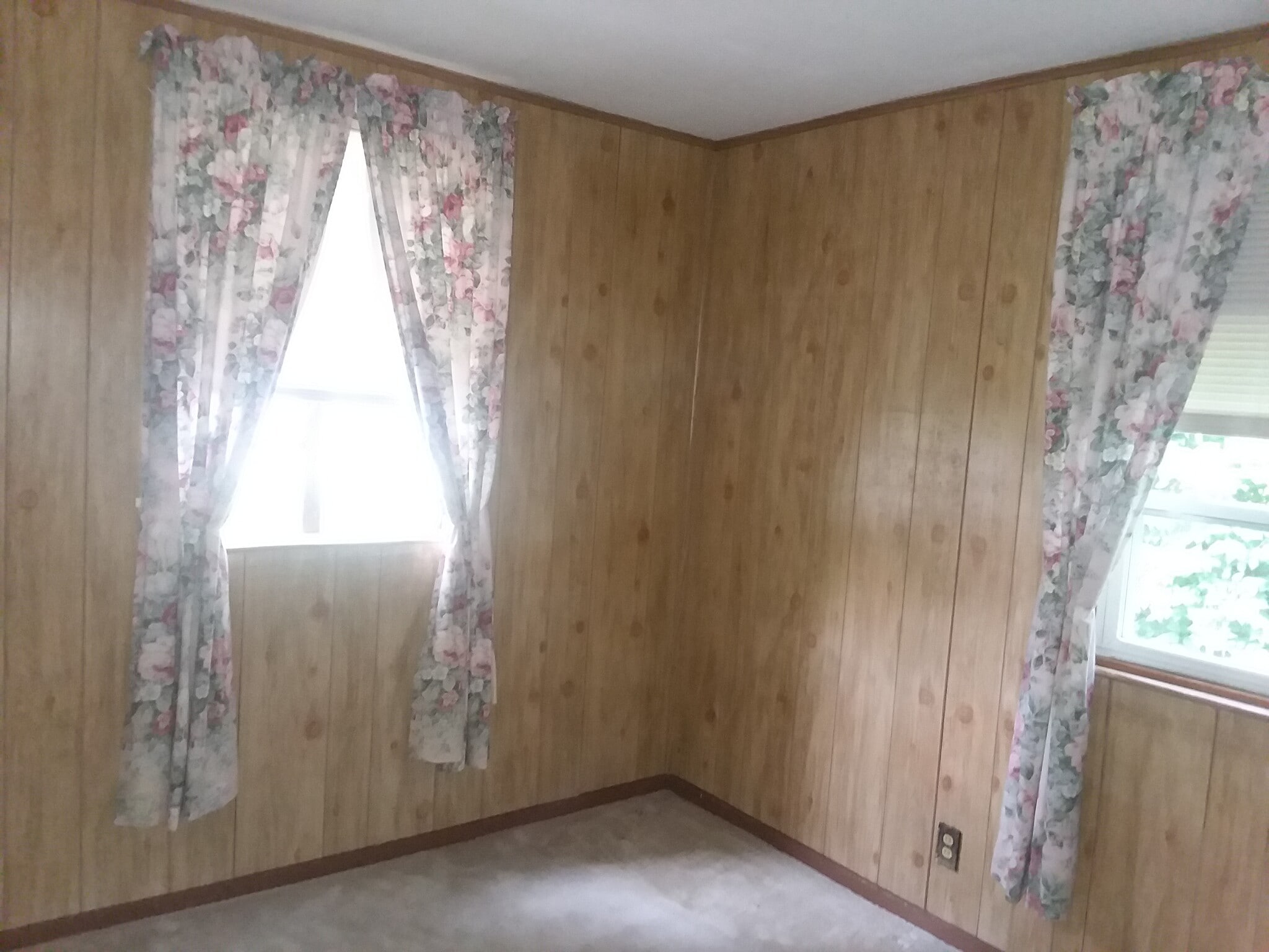 Bedroom 2 - 200 Warrington Ave