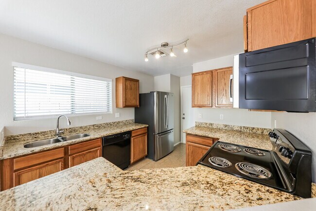 Building Photo - 9534 N 81st Dr