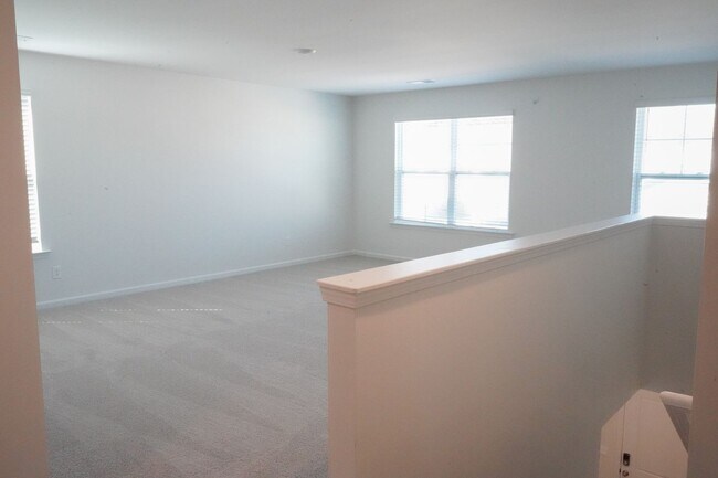 Building Photo - Available Soon!