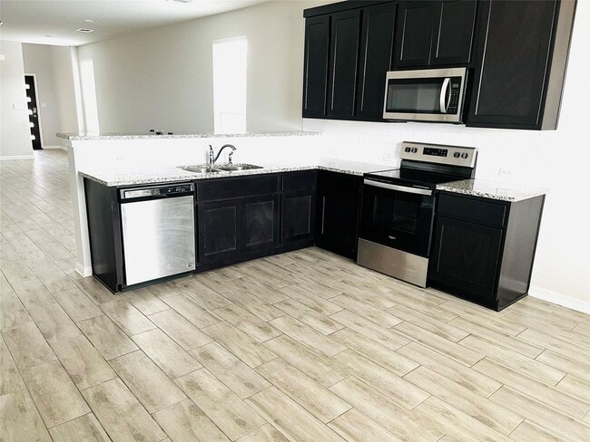 Building Photo - CORNER HOME LOCATED IN LEANDER TX