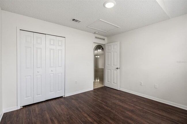 Building Photo - 16918 Corner Hill Ct