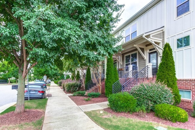 Building Photo - Townhome minutes from Lenovo Center: Available September 10th