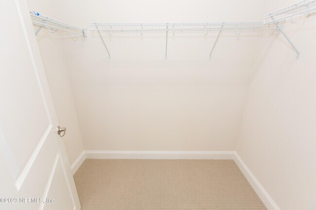 Building Photo - 136 Oyster Bay Way