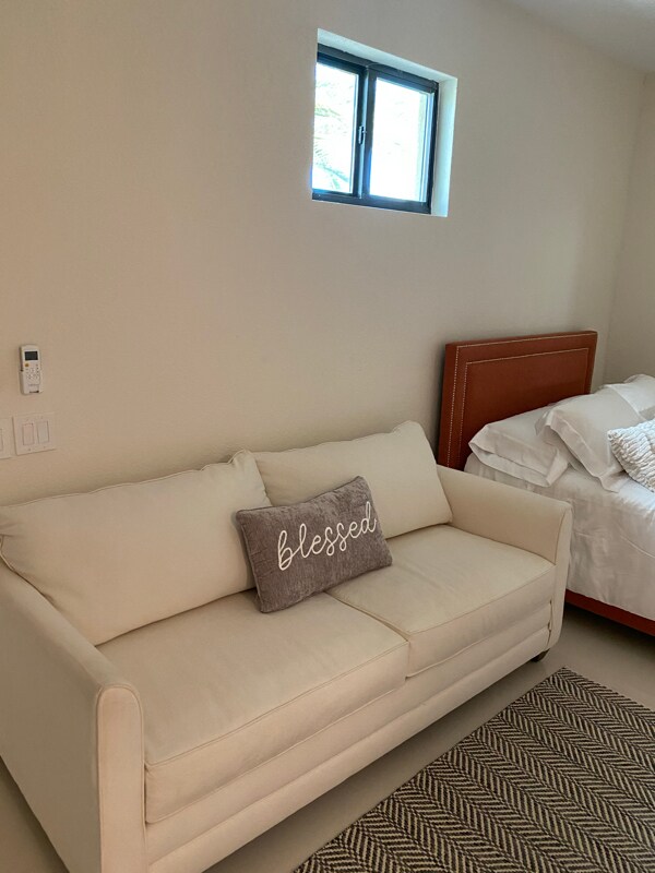 Building Photo - 12400 SW 97th Ave