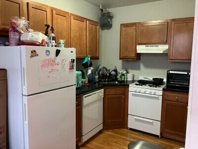 Building Photo - 459 Park Dr