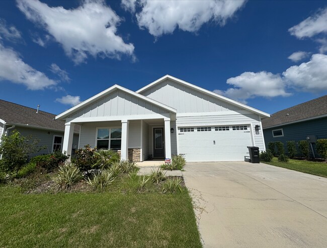 Primary Photo - 1682 SW 71st CIR