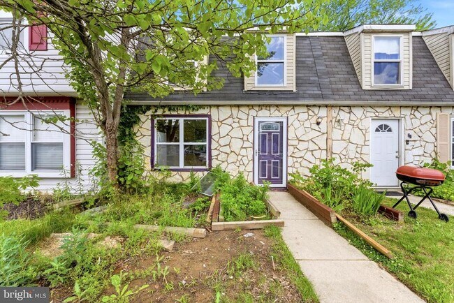 Building Photo - 27 Villanova Ct