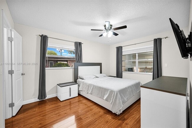 Building Photo - 2528 SW Natura Blvd