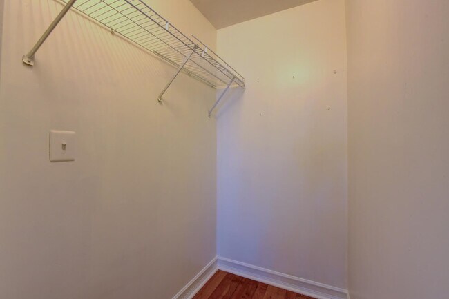 Building Photo - 816 Topsail Ln