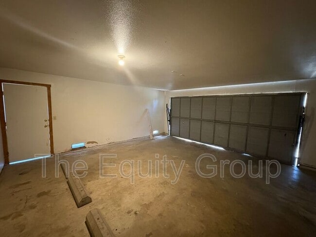 Building Photo - 1543 N Willis St