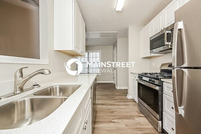 Building Photo - 3 Bedroom Pet-Friendly Home in HAMPTON, GA...