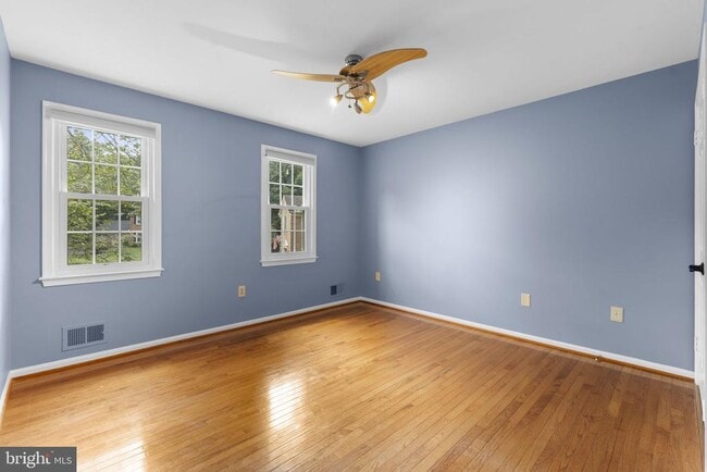 Building Photo - 901 Holly Creek Dr
